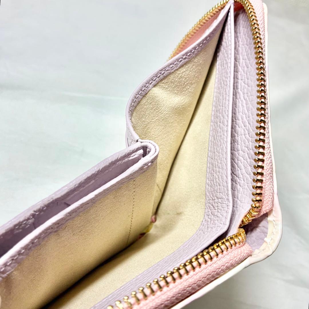 【新品】　ハースケジュール　チュレット　二つ折り財布　ホワイトローズ　人気