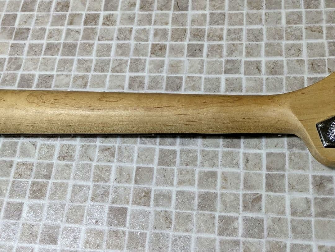 BUSKERS バスカーズ ベース エレキベース サンバースト ジャズベース