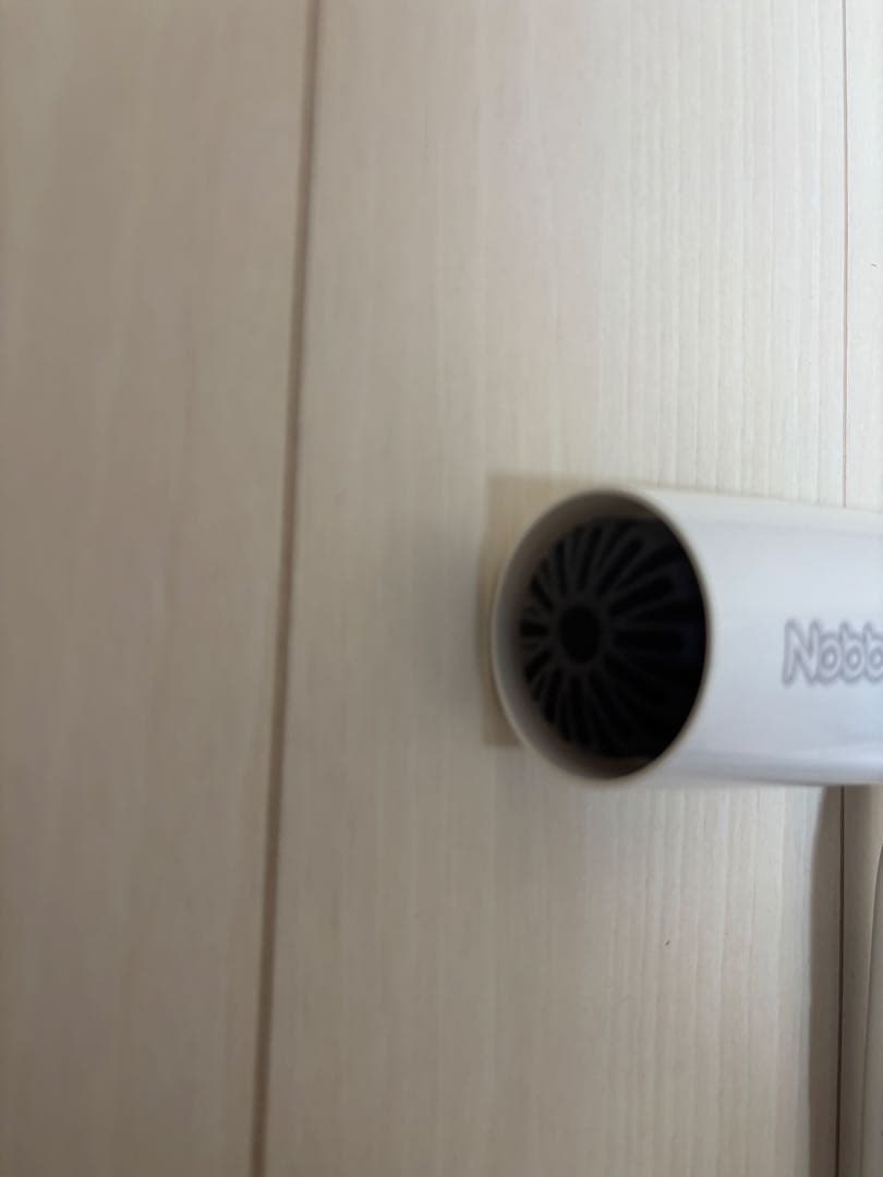 新色ホワイト　Nobby マイナスイオンヘアドライヤー NB950 2025年製