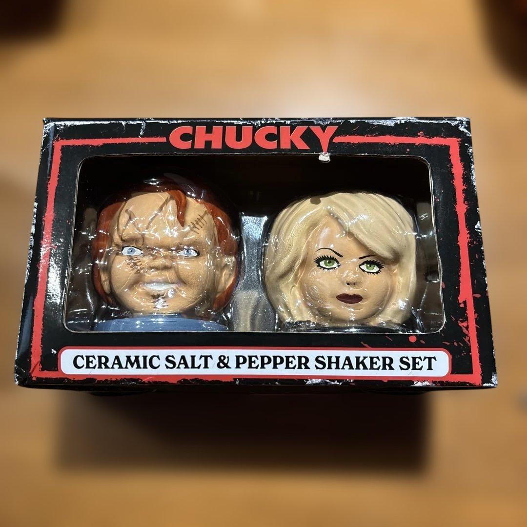 レア！CHUCKY 塩コショウ入れセット　陶器
