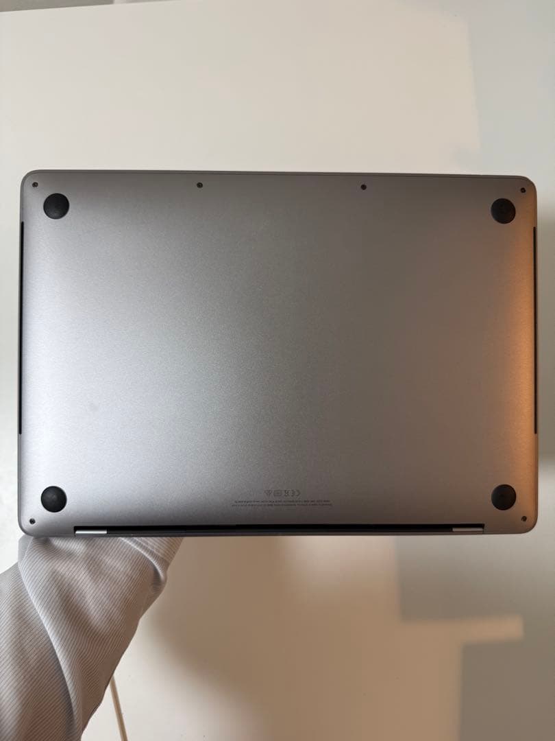 【美品】Apple MacBook Pro スペースグレー