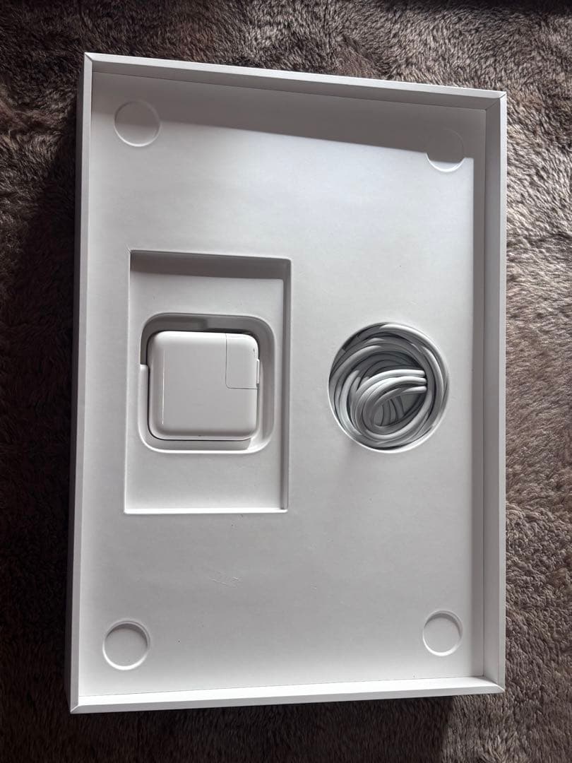 【美品】MacBook Air 13インチ 2020 Intel Core