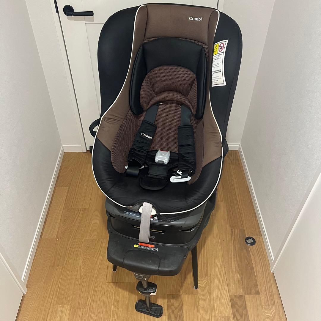 【美品】Combi コンビ ゼウスターンユーロ 回転式チャイルドシート 新生児〜