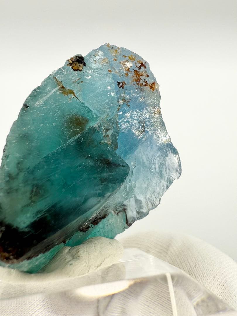 黒い森　フローライト　ドイツ産　天然石　原石　蛍石　鉱物標本