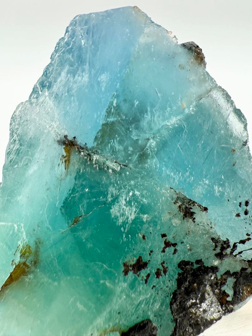 黒い森　フローライト　ドイツ産　天然石　原石　蛍石　鉱物標本