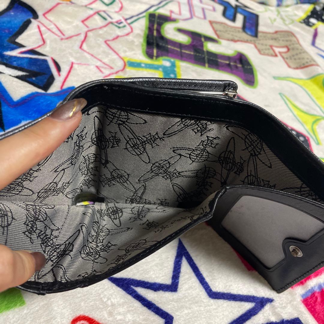 ヴィヴィアン・ウエストウッド　ブラック　三つ折り財布