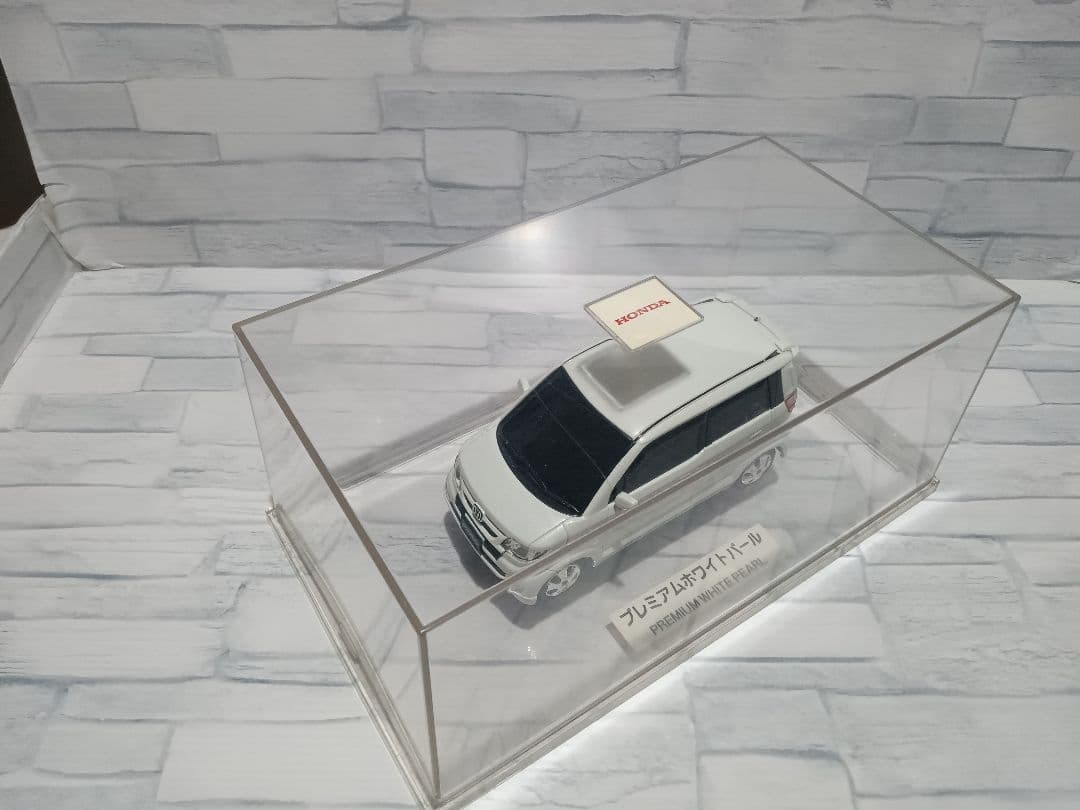 1/24 ホンダ　カラーサンプル　ミニカー　ゼスト　モデューロエアロ　ホワイト