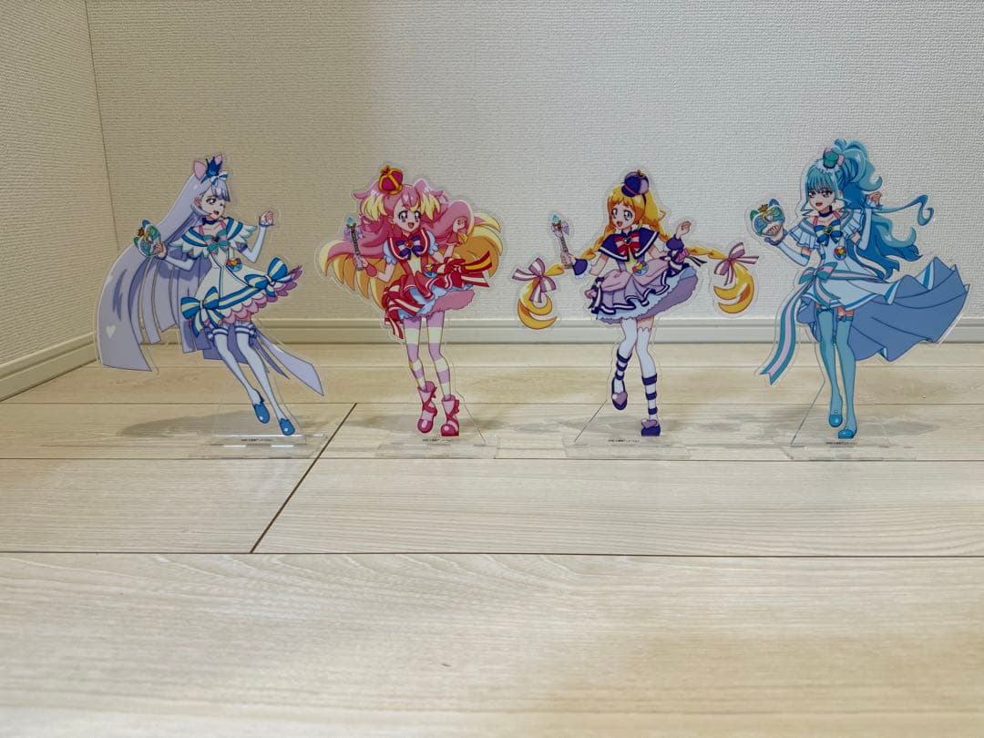 【開封済み】わんだふるぷりきゅあ　しあわせえぼりゅ〜しょん　アクリルスタンド