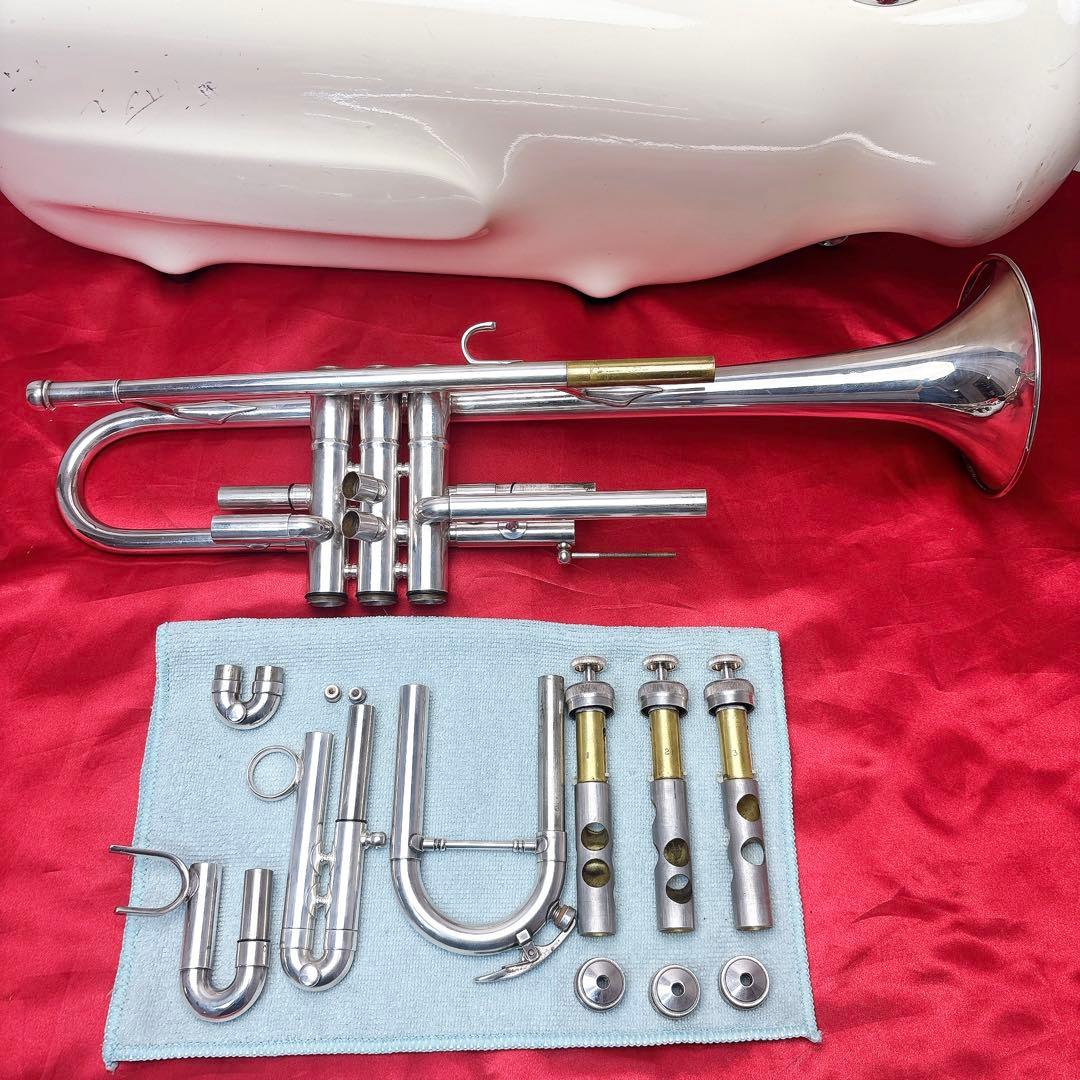 C.G.CONN 52Bコーン トランペット トランペット B♭ マウスピース付
