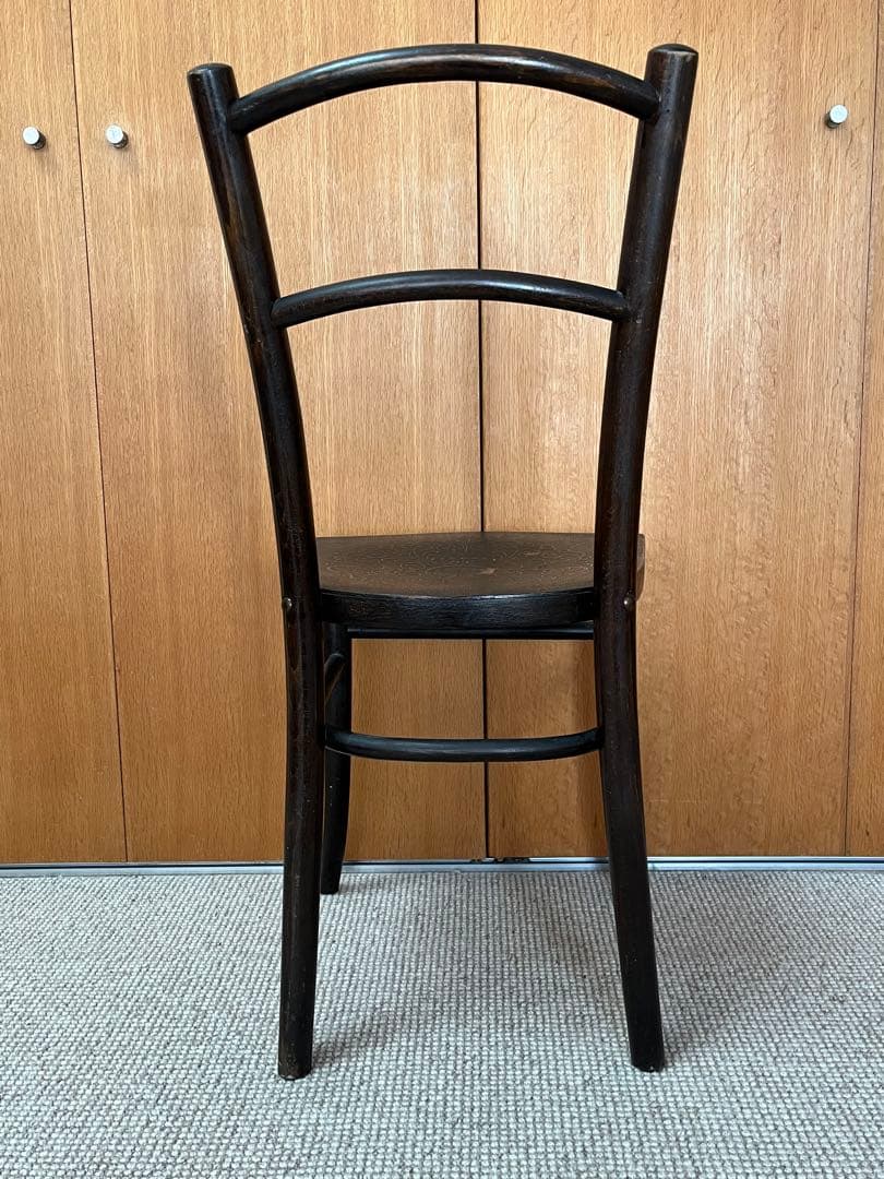 アンティーク ベントウッドチェア 曲木椅子、カフェチェア 使用済み中古品