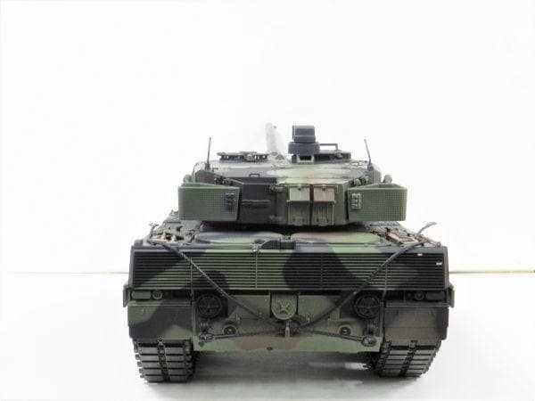 ヘンロン（Henglong） 1/16 レオパルト2 A6 技術基準適合証明済