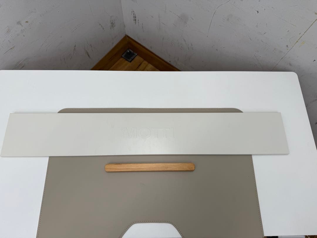 SI324 ☆極美品☆モッティ☆昇降式☆デスク☆高さ調整☆電動昇降☆NIKO2