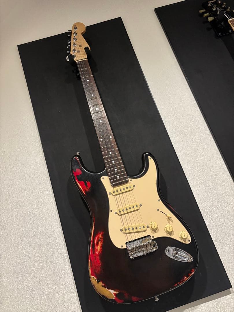 マルチレイヤー　ハードレリック　コンポーネントギター　ストラト　fender