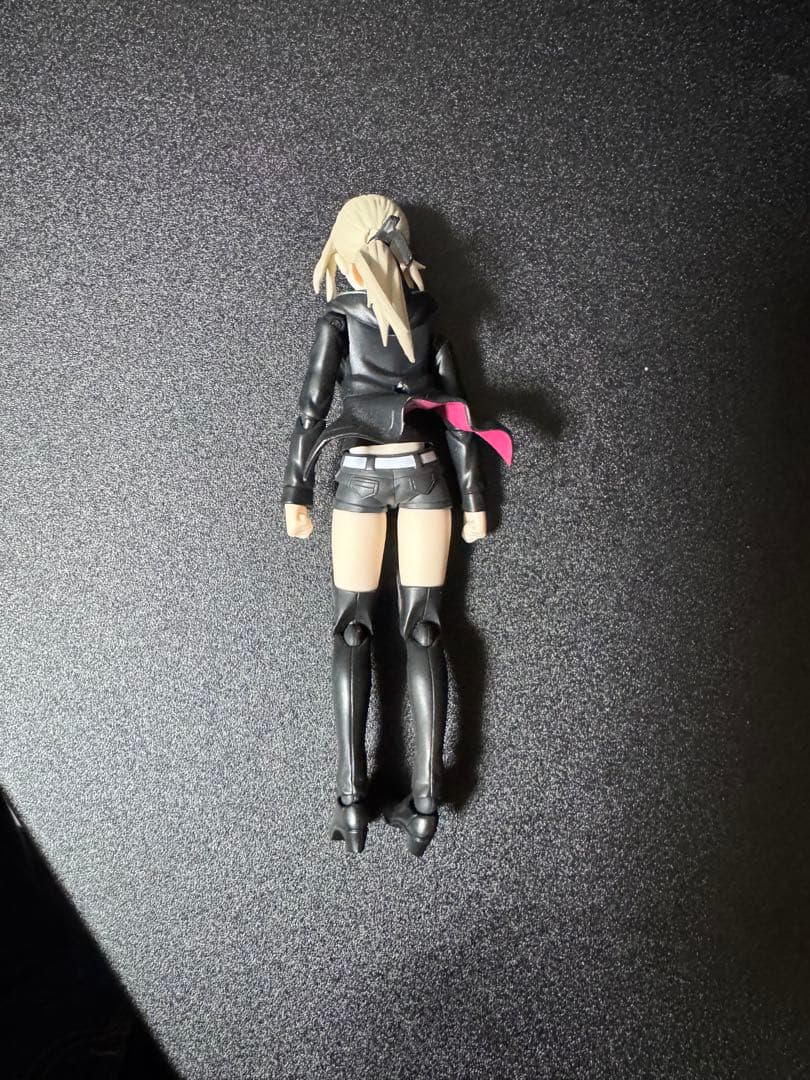 figma セイバー/アルトリア・ペンドラゴン〔オルタ〕 新宿ver