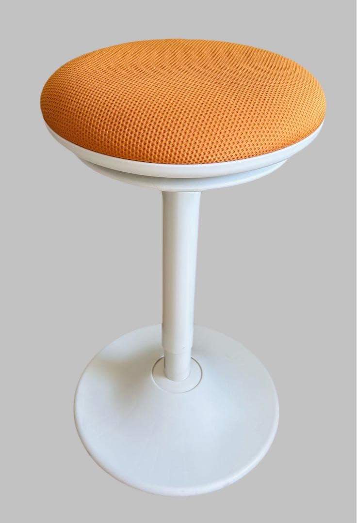 オカムラ　ピルエットスツール　オレンジ×白