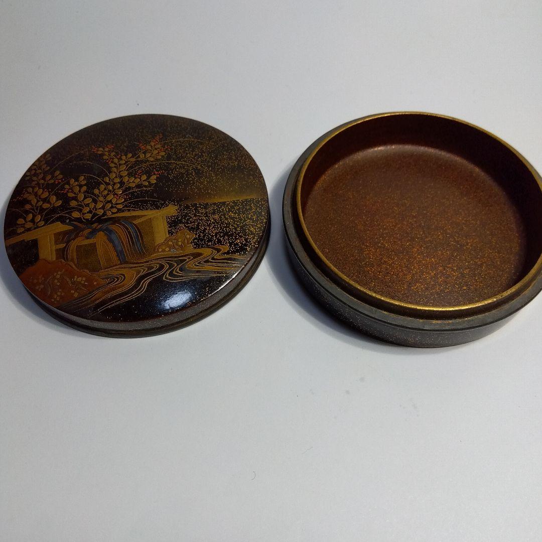 加賀蒔絵　漆器 　時代　蒔絵金銀蒔絵草花文香合　細密　箱入り