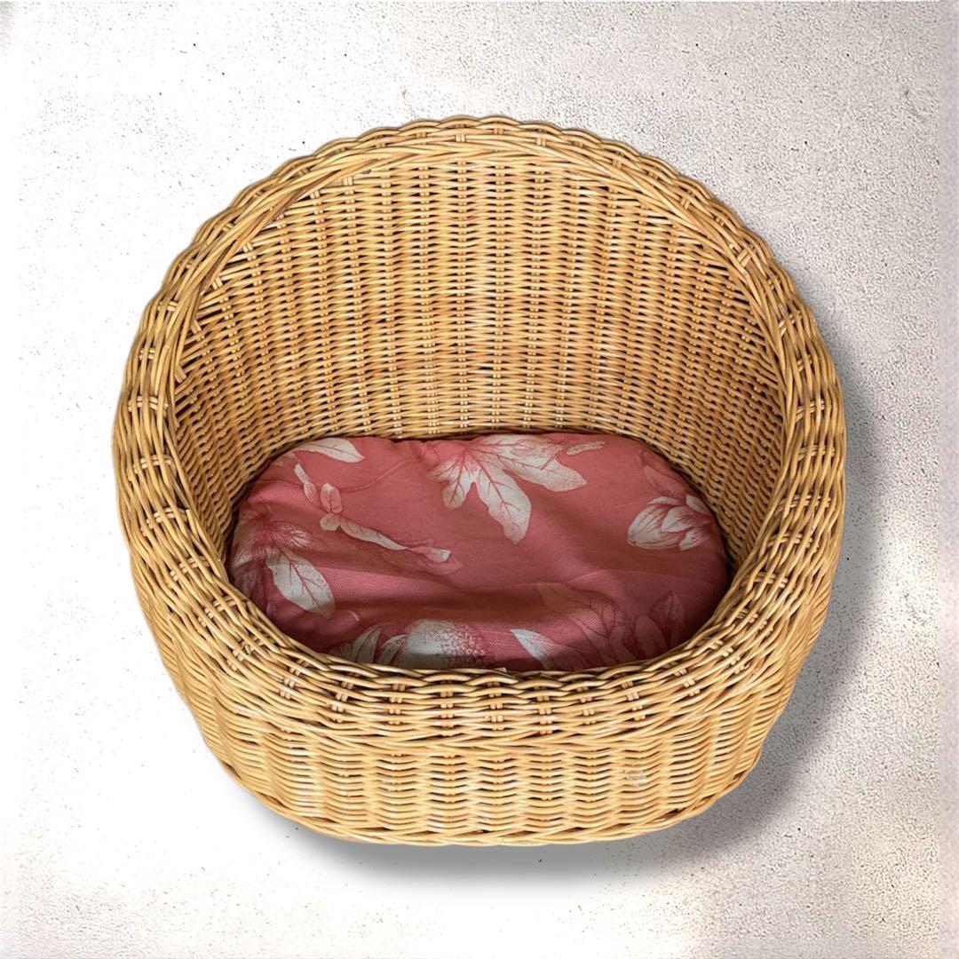 【美品】ラタン製　ペットハウス