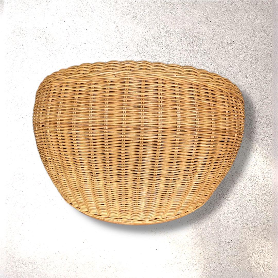 【美品】ラタン製　ペットハウス