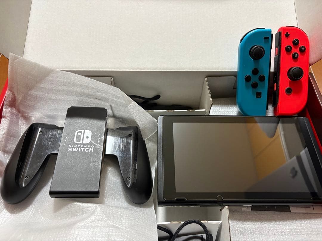 Nintendo Switch 本体 (ネオンブルー/レッド)