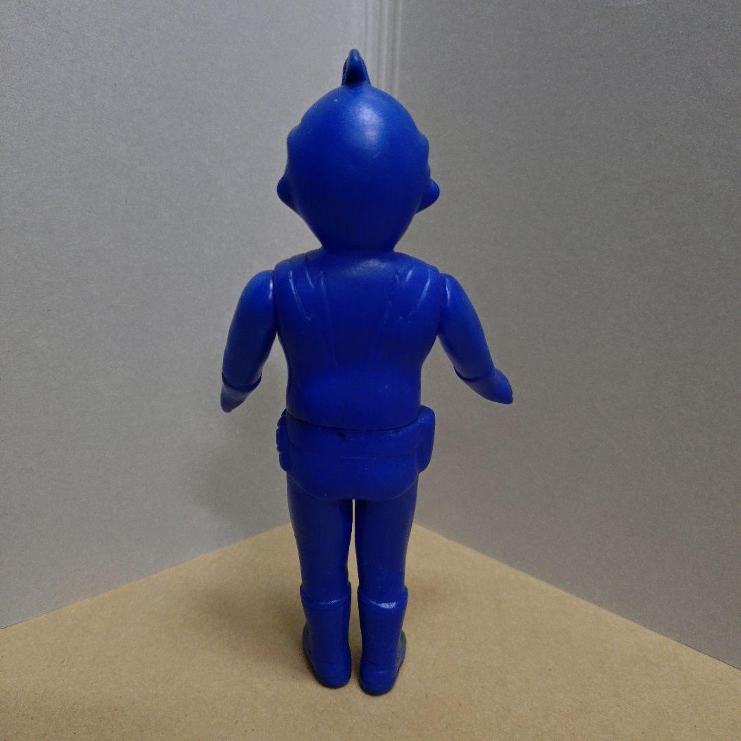 無版権 流星人間ゾーン パチソフビ