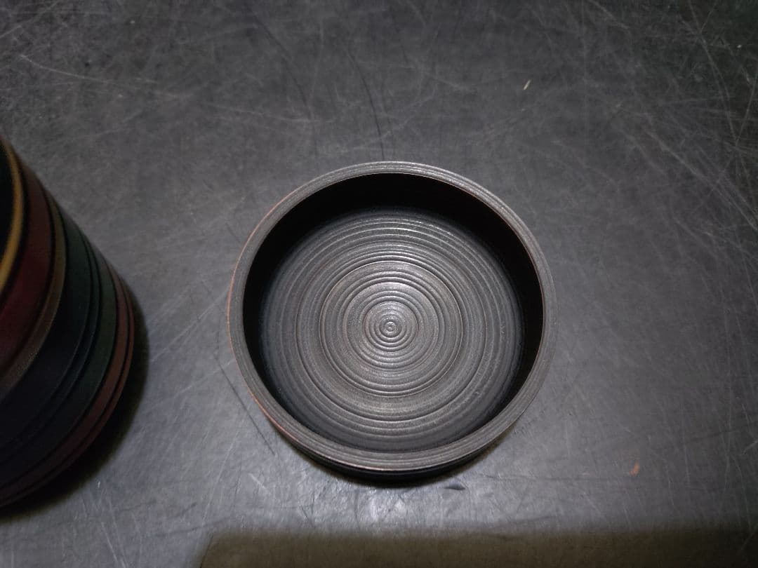 川端近左造　唐物写独楽塗煙草入　共箱　検　表千家