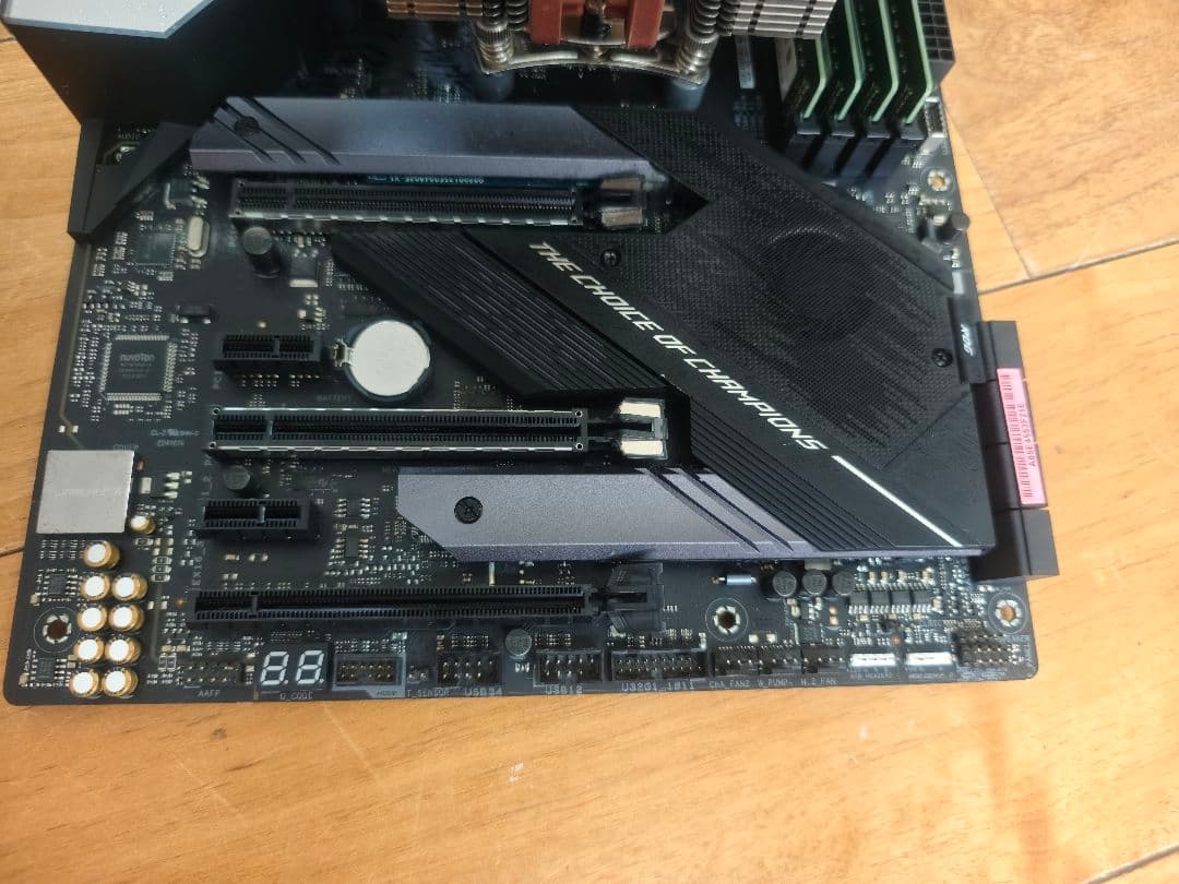 ROG STRIX マザーボード