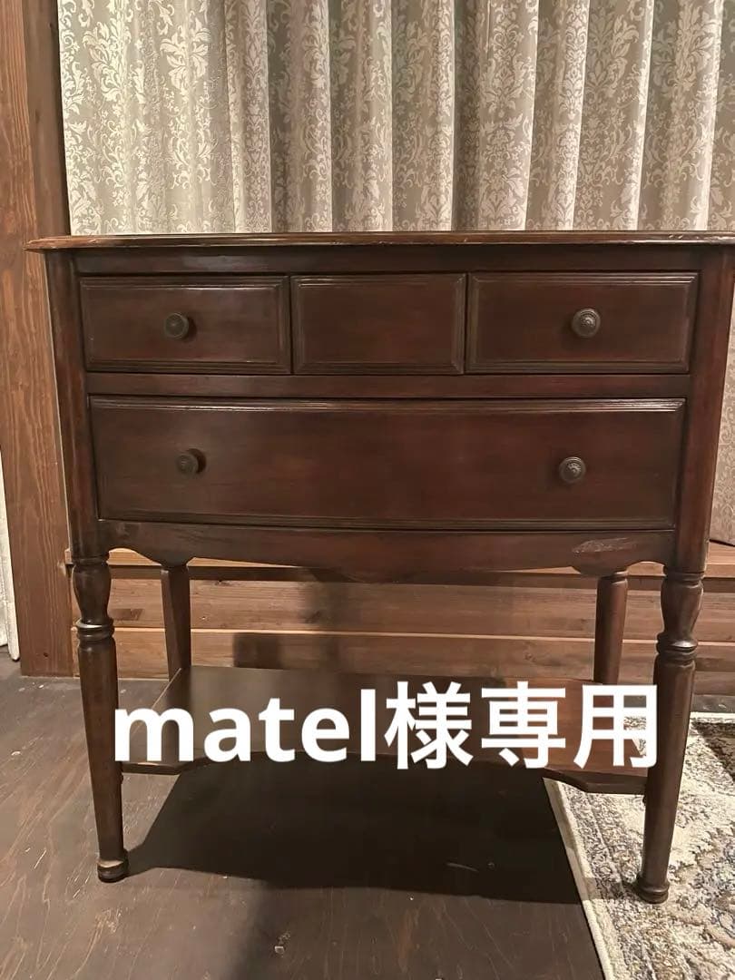 英国アンティーク　サイドボード