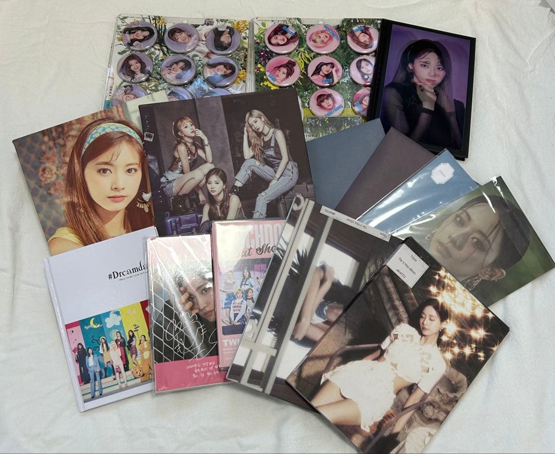 Twiceグッズまとめ売り ✨️サイン入り缶バッジ