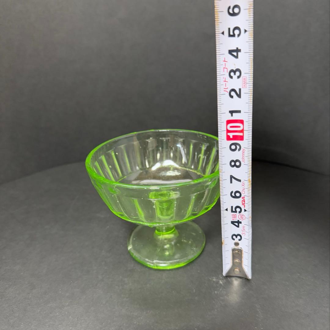 ウランガラス　デザートカップ　送料込み