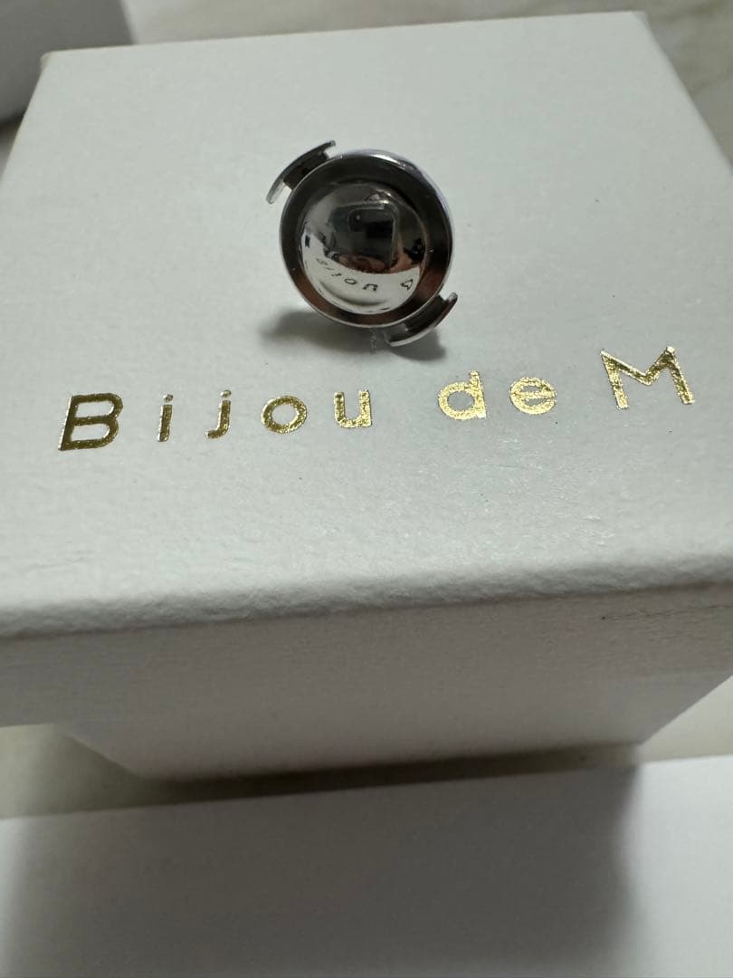 Bijou de M（ビジュードエム）　ミニイナズマピンブローチ