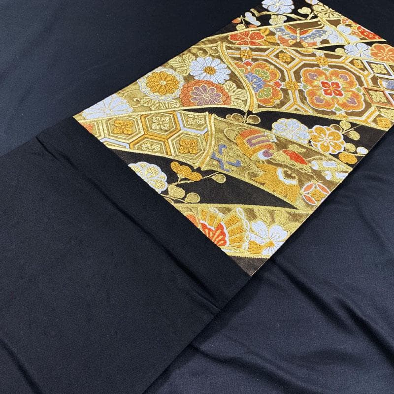 301y9◆古典柄 袋帯 正絹 宝尽くし梅竹花菱蝶々蜀江文◆美品 成人式