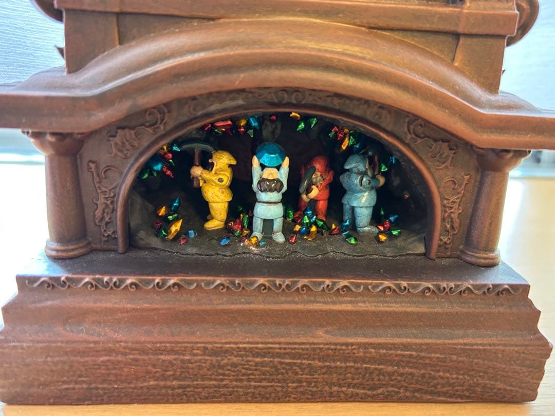 スタジオジブリ　耳をすませば　地球屋の古時計