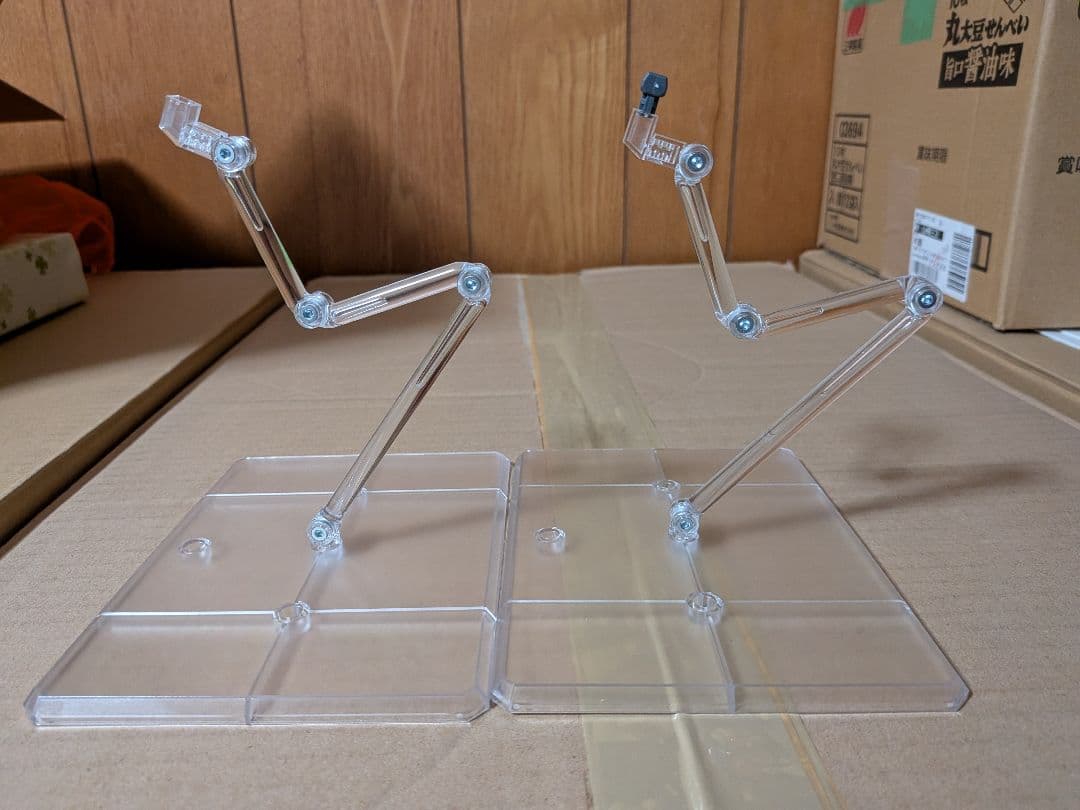 ガンプラ HG、MG×3 まとめ売り＋アクションベース×2 セット。※おまけ付き