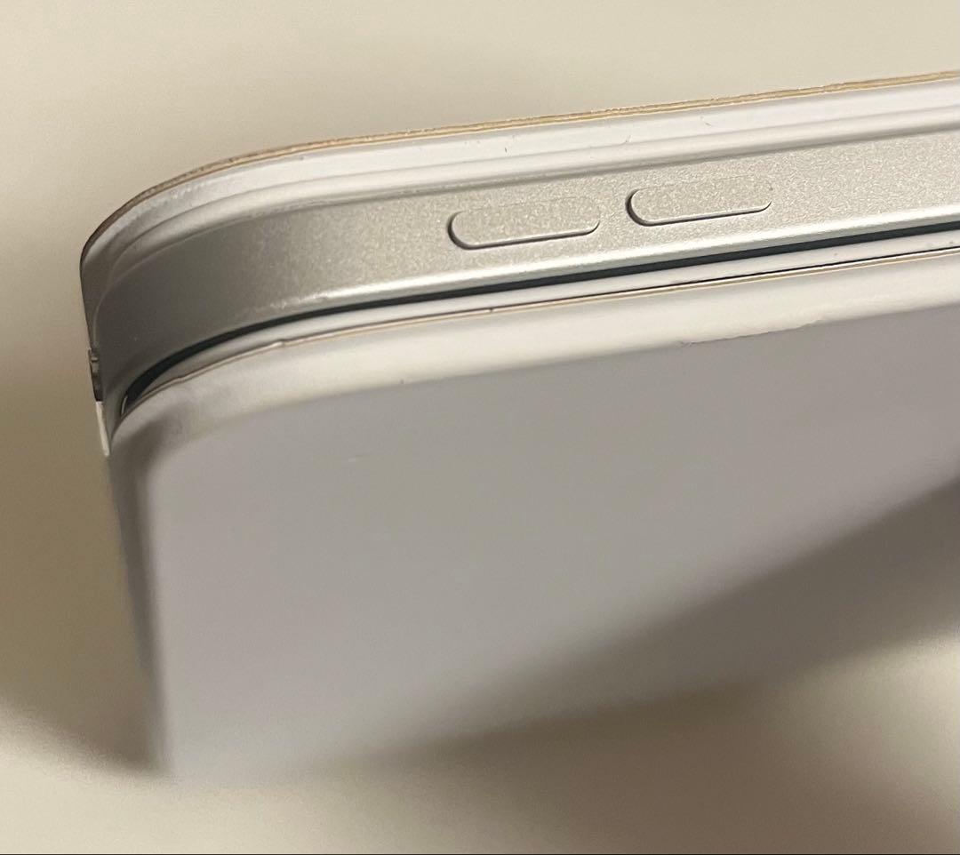 iPad A16 128GB Magic Keyboard Folioセット