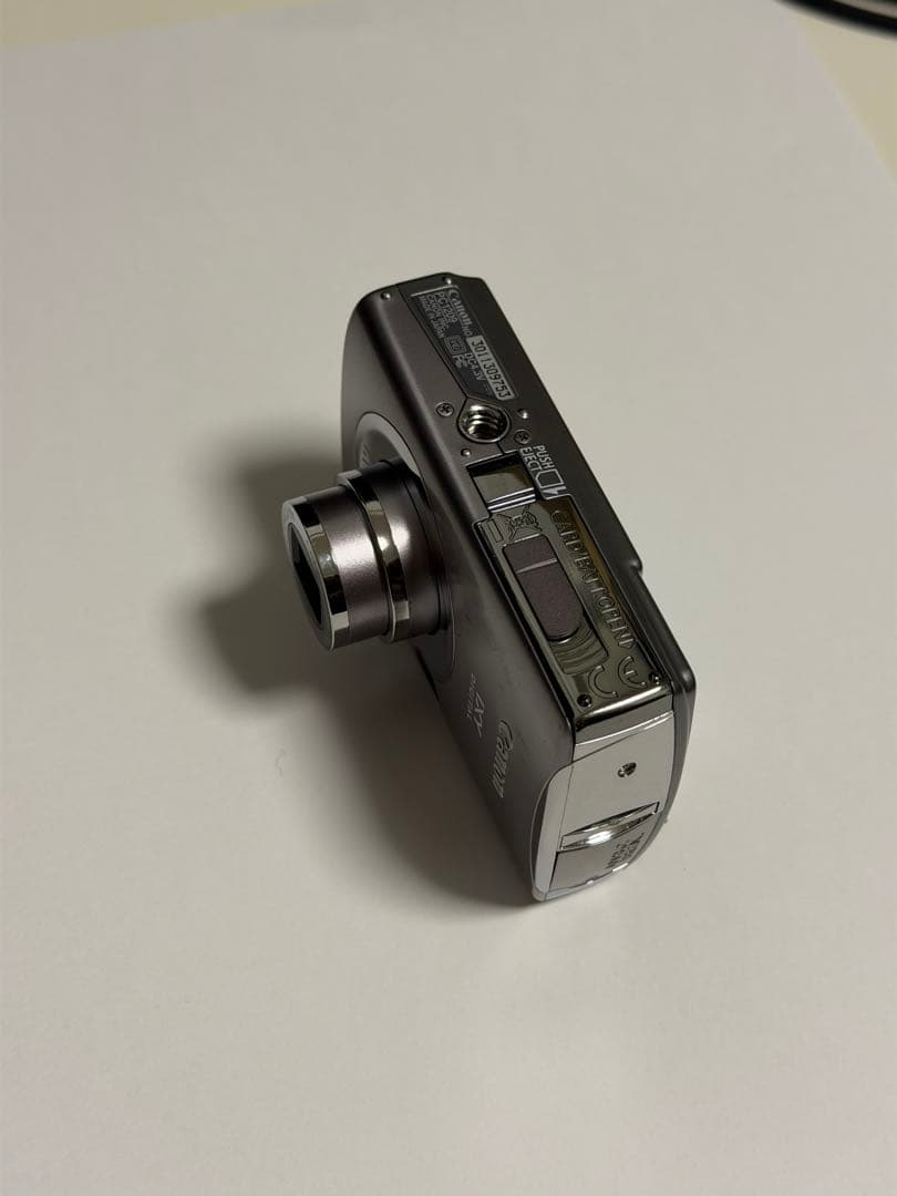 Canon IXY DIGITAL 900 IS キャノン