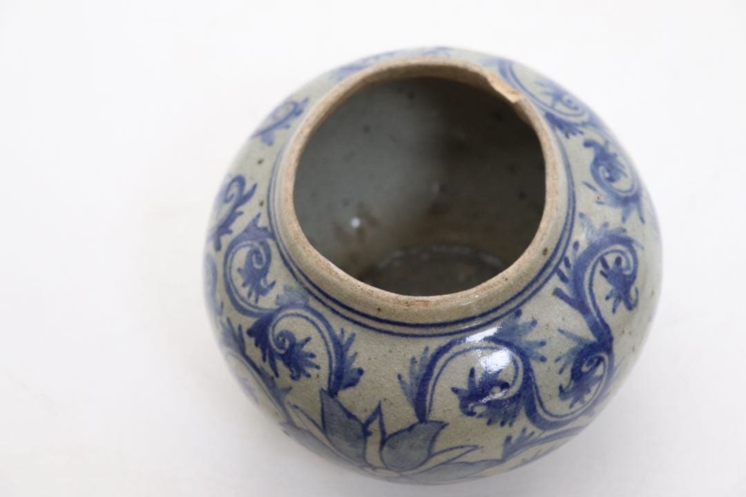 古安南　染付壺　花卉紋　送料込み250820