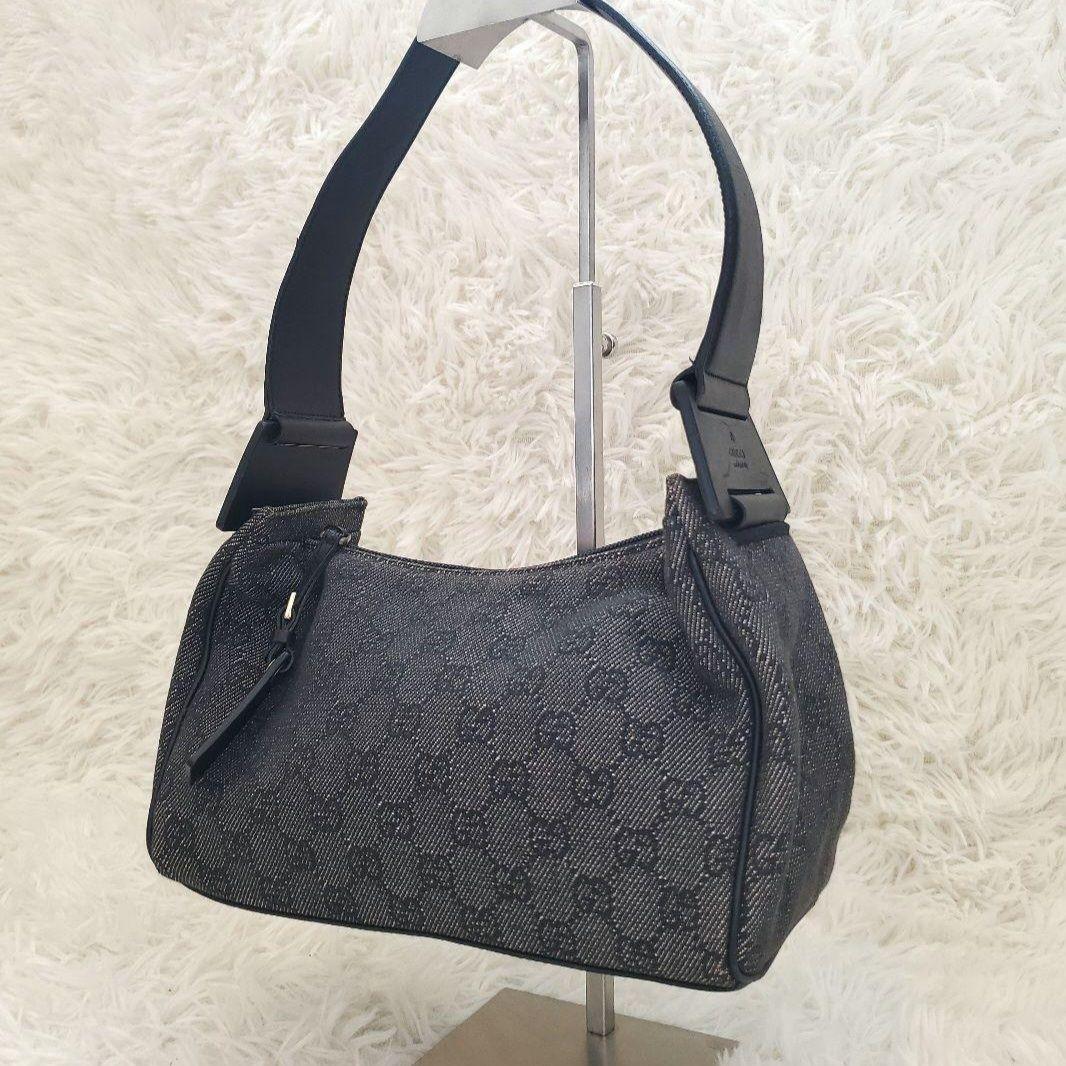 美品 GUCCI ggキャンバス アクセサリーポーチ ブラック