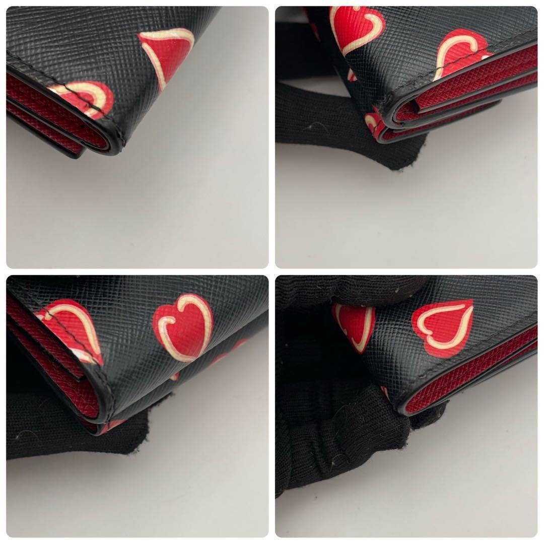 極美品　PRADA ハート柄 三つ折り財布　プラダ　財布　黒　赤　ブラック