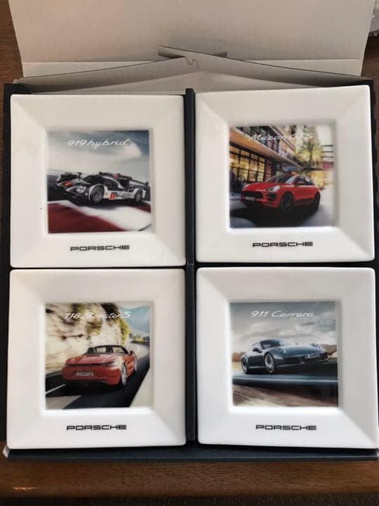 【値下げしました！】(非売品、未使用)ポルシェの美濃焼の皿、4枚セット