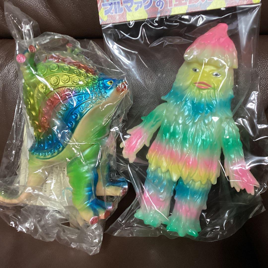 ブルマァク 蓄光ザザーン＆タッコング　レアカラー　美品