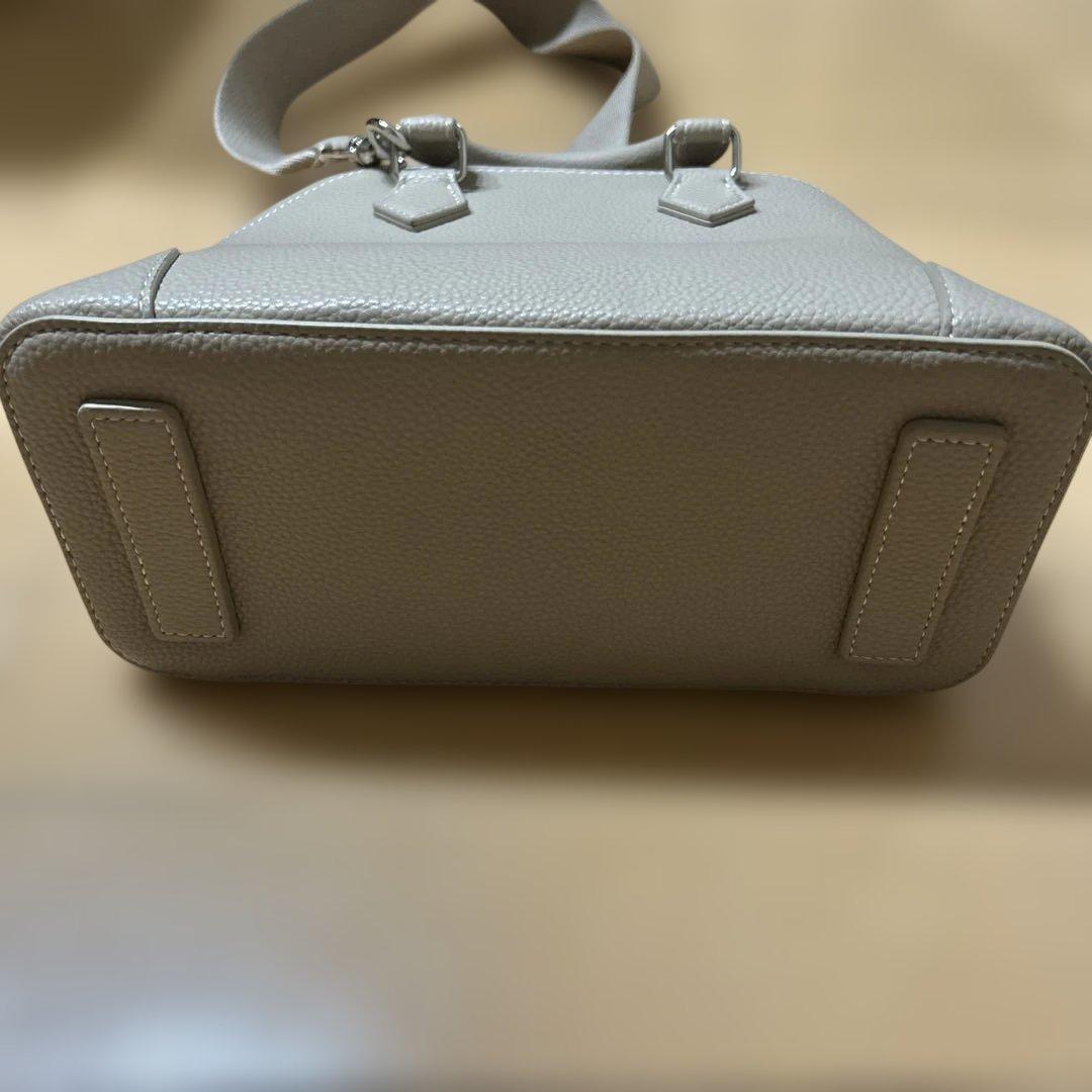 Mila Owen♡ワイドショルダーボストンバッグ　ベージュ