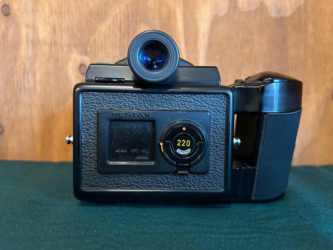 通電確認済み　PENTAX 645 中判フィルムカメラ
