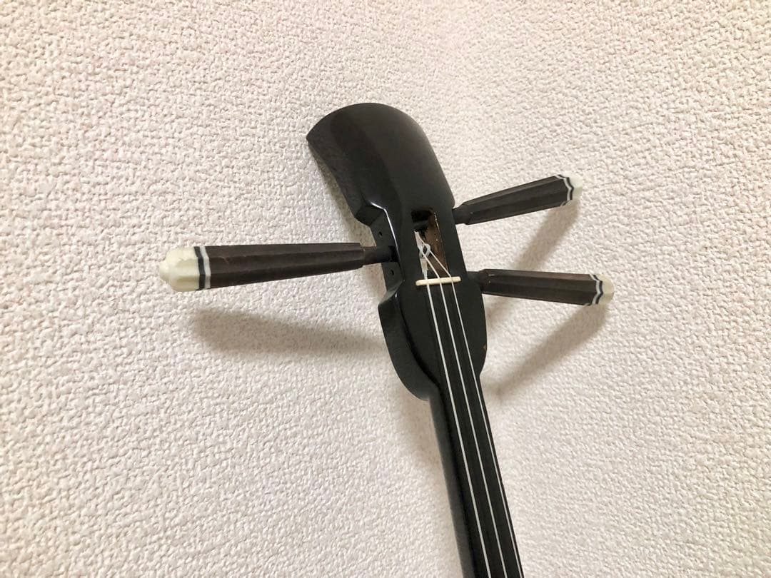 k*k様 小ぶりの三線　全長70cm 珍品？　沖縄楽器