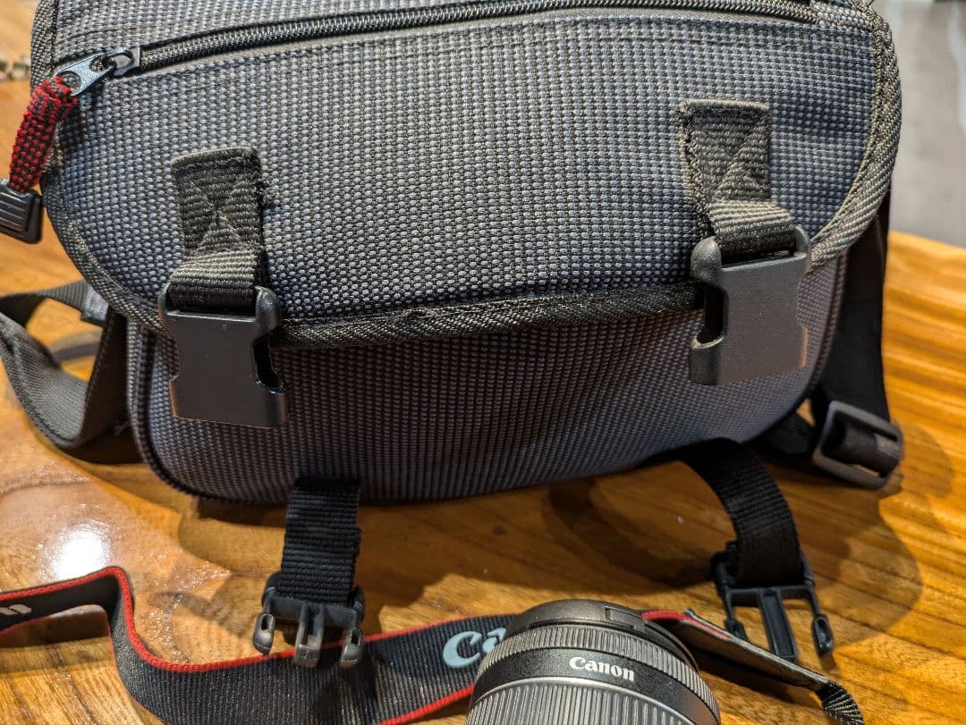 Canon EOS kyss8i一眼レフカメラ 交換レンズ2本付き