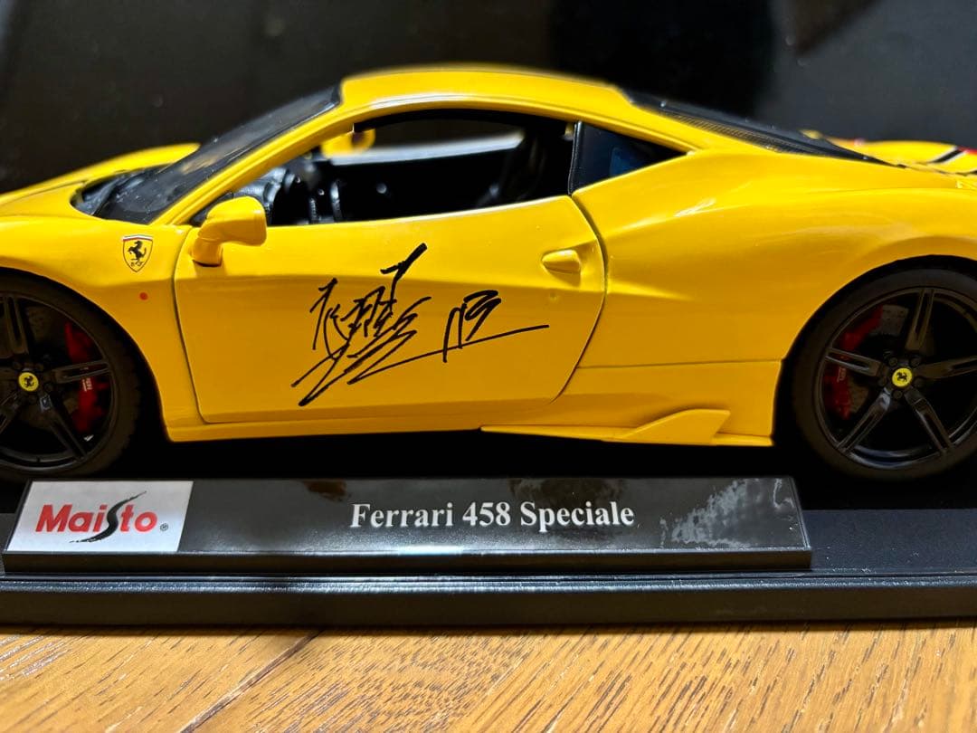 LibertyWalk KUHLracing フェラーリ 458スペチアーレ