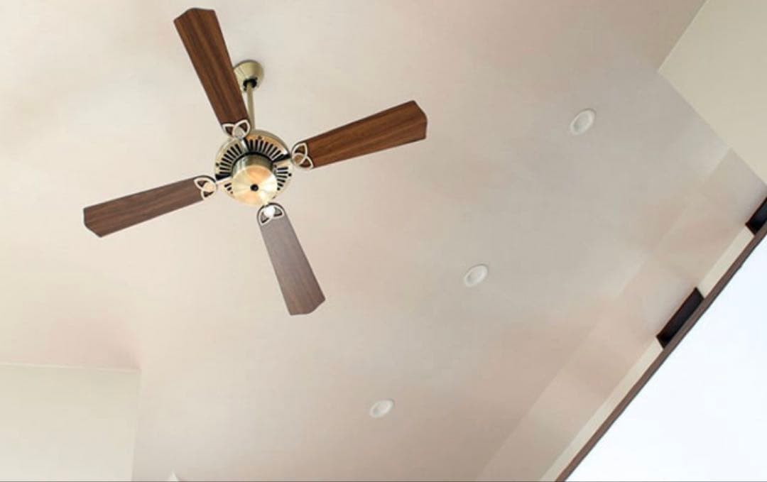 【新品未使用】コイズミ照明　KOIZUMI シーリングファン　AM40384E