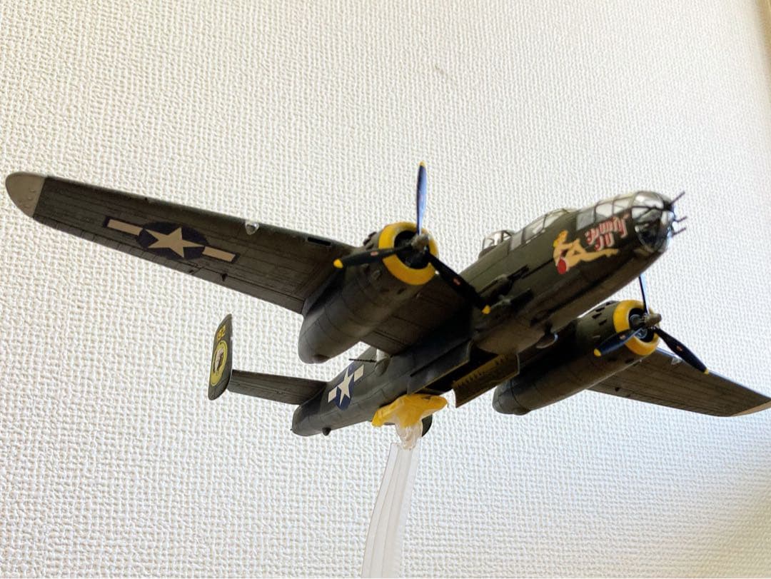 ハセガワ 1/72 B-25 飛行状態完成品