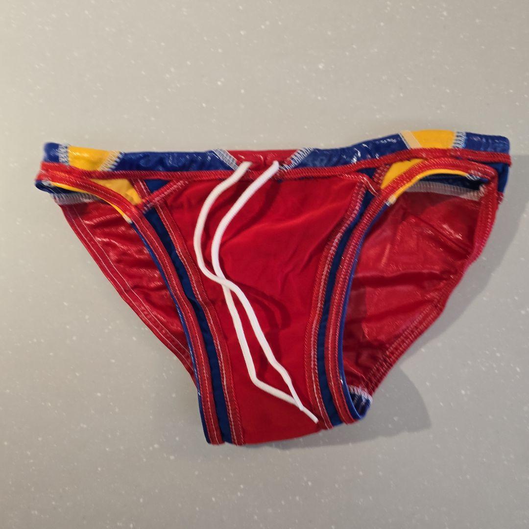 AQUX 競泳水着 レッド/ブルー/イエロー 未使用品 ポロパン