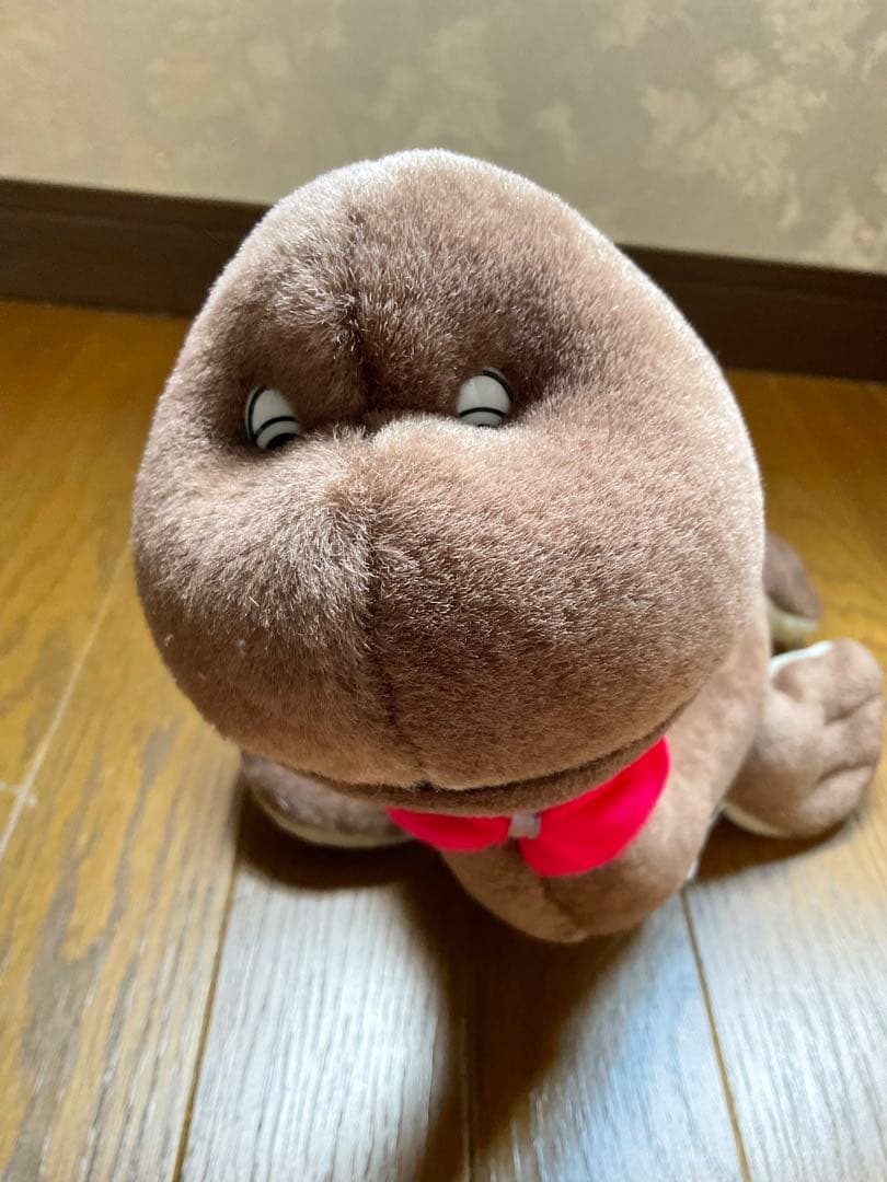 イッシーぬいぐるみB。鹿児島県池田湖のお土産品　【新品に近いものです】。