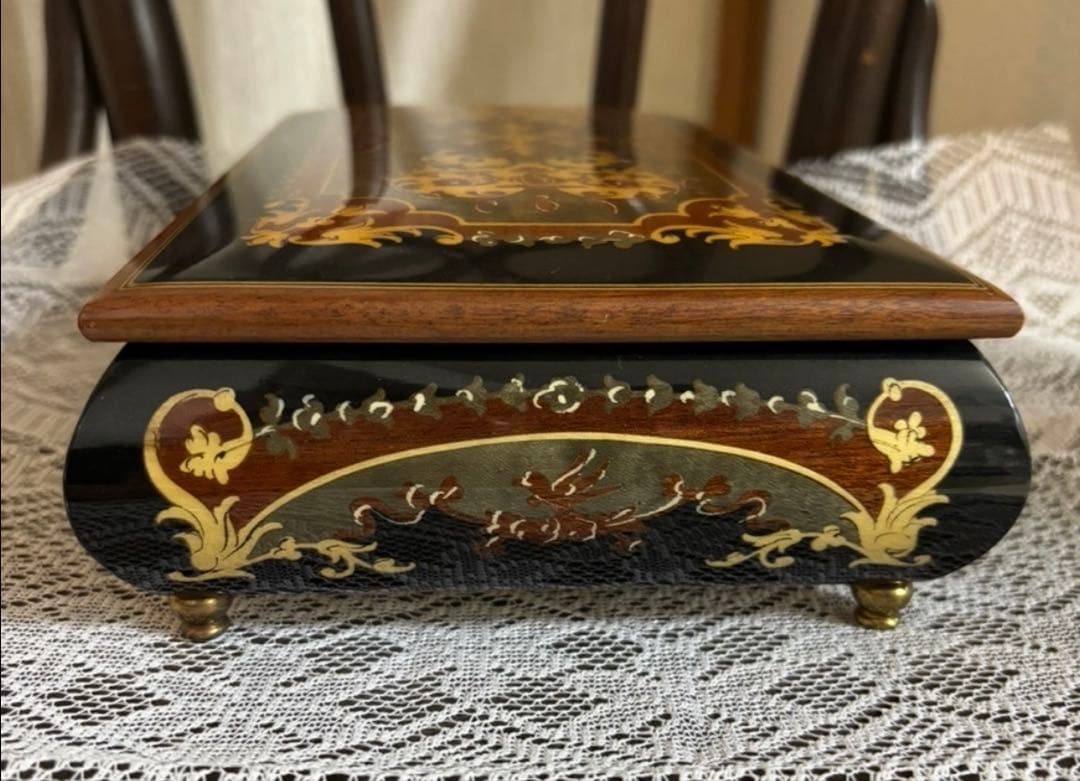 FPF★装飾的な木製オルゴールボックス★ イタリア製 象嵌 オルゴール★